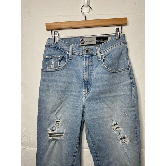 LEVIS Silver Tab Mom Jean Womens Size 27 High Rise Distressed - Picture 2 of 9